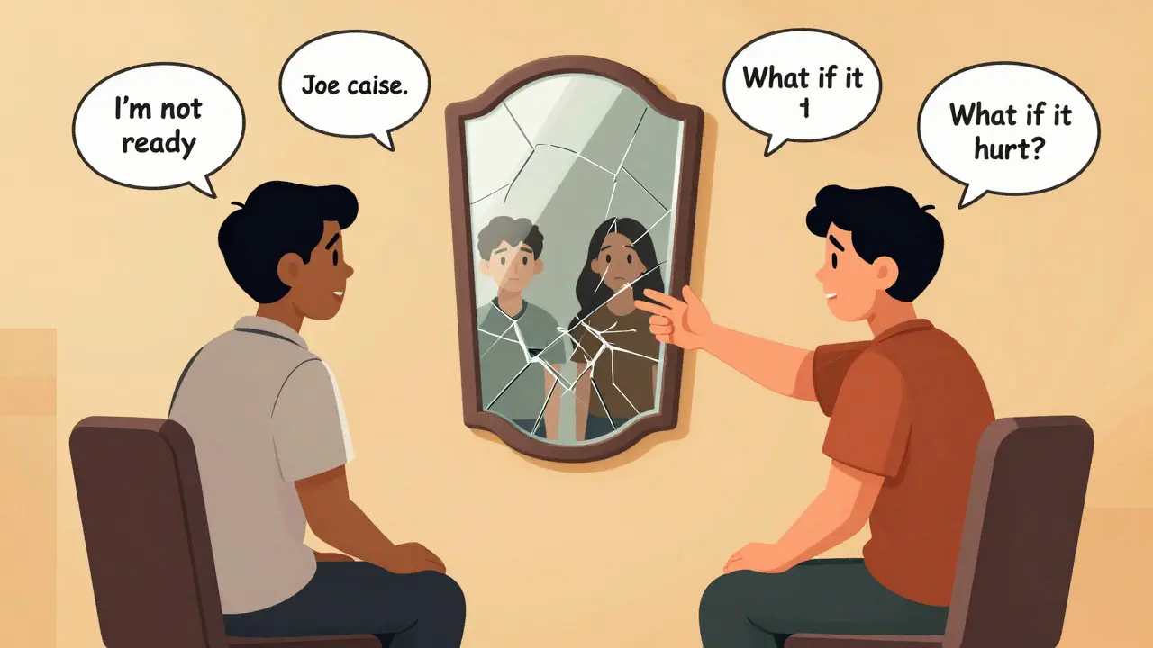 Terapeut a klient jsou odděleni rozbitým zrcadlem s odrazem jejich minulých sebepojetí.